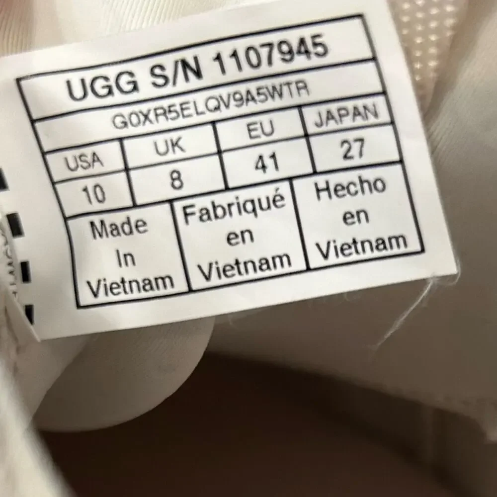 Ugg LA Cloud Low Top Cream Sneaker Shoe Size 10
